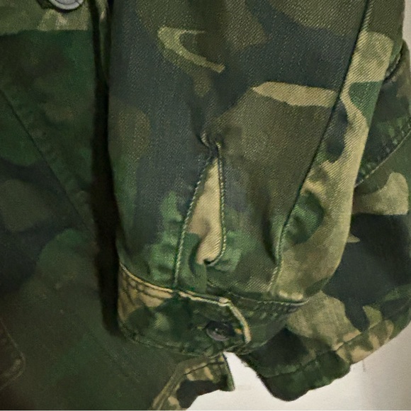 FREE PEOPLE SEIZE THE DAY UTILITY JACKET IN GREEN CAMO SIZE XS - Picture 6 of 12